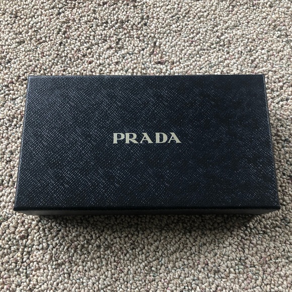 Prada Large Black Leather Wallet - Picture 3 of 5